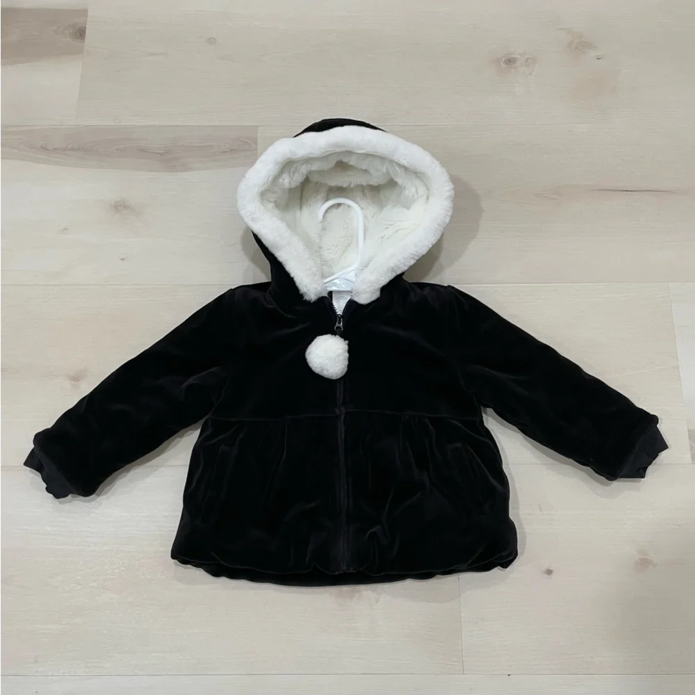 Janie and Jack Girls 2T Velour Jacket Black White Full Zip FauxFur Plushy Hood